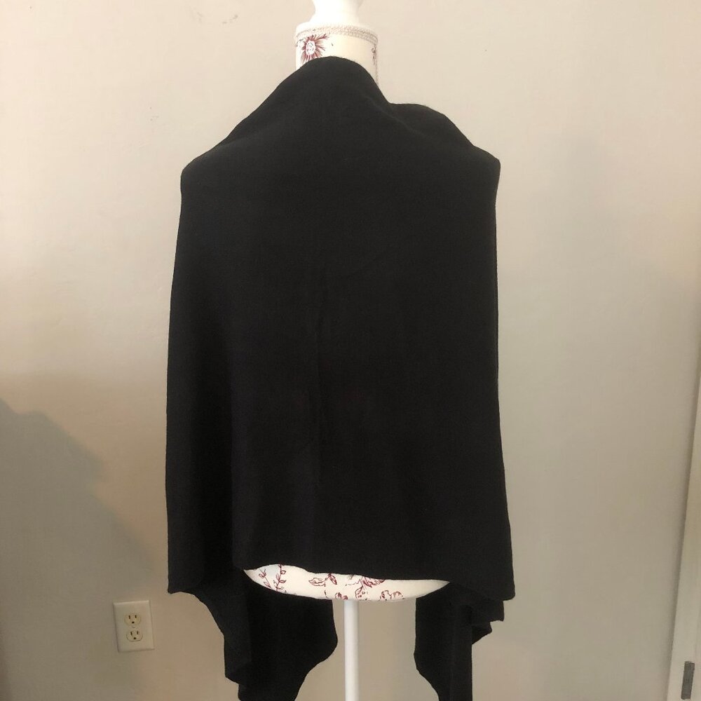 Elegant Black Shawl / Wrap Timeless Boutique Laye… - image 5